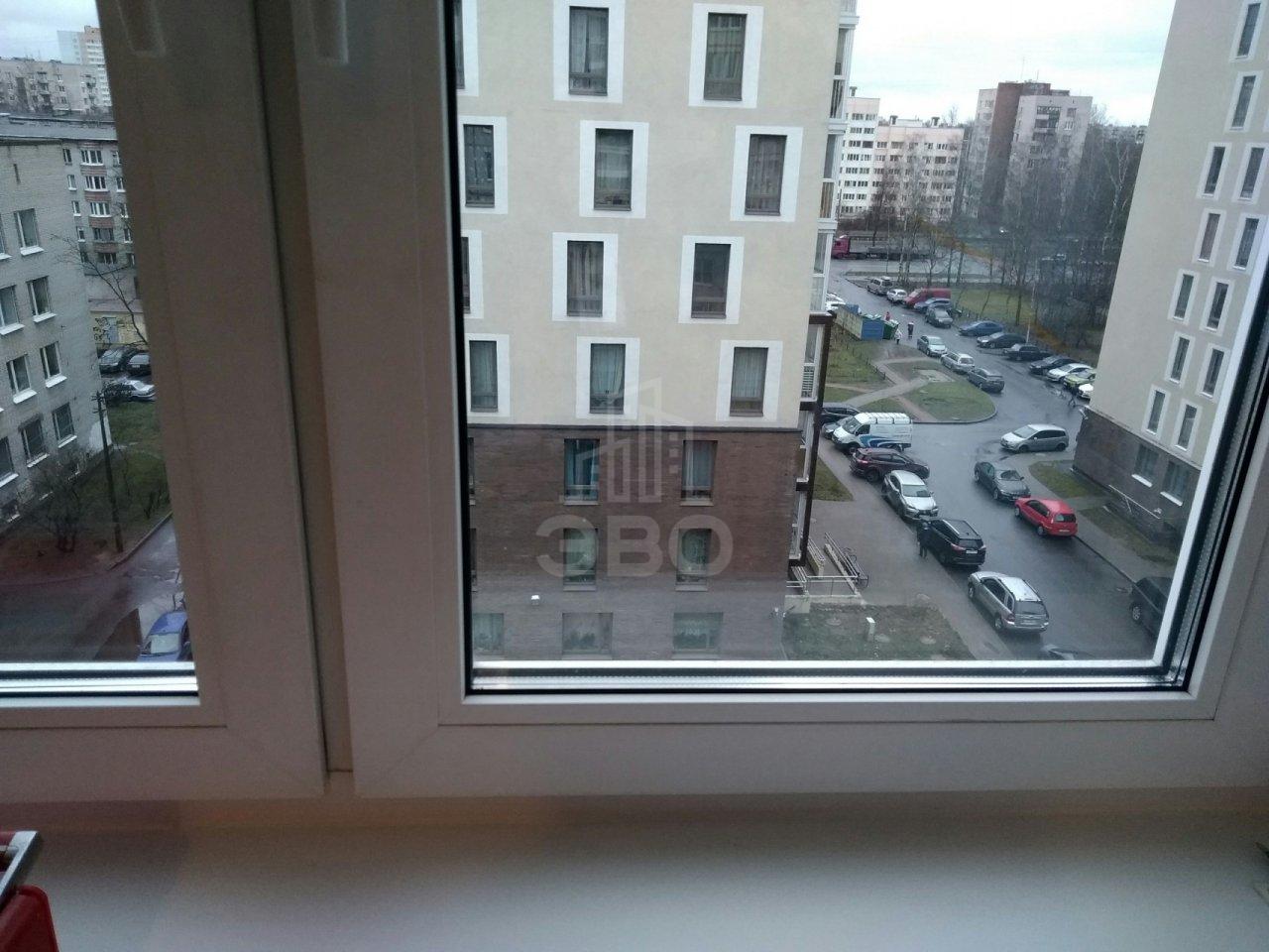 однокомнатная квартира в Санкт-Петербурге по адресу: 2-я Комсомольская ул., 40, к 1