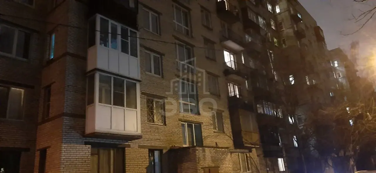 трехкомнатная квартира в Санкт-Петербурге по адресу: Космонавтов проспект, 64
