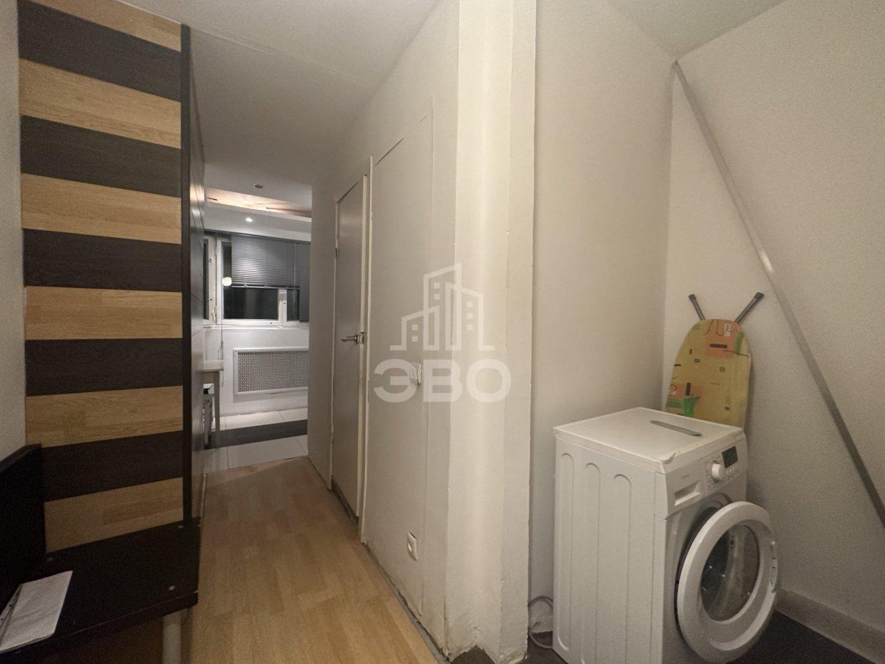 однокомнатная квартира в Санкт-Петербурге по адресу: Кузнецова проспект, 25, к 1