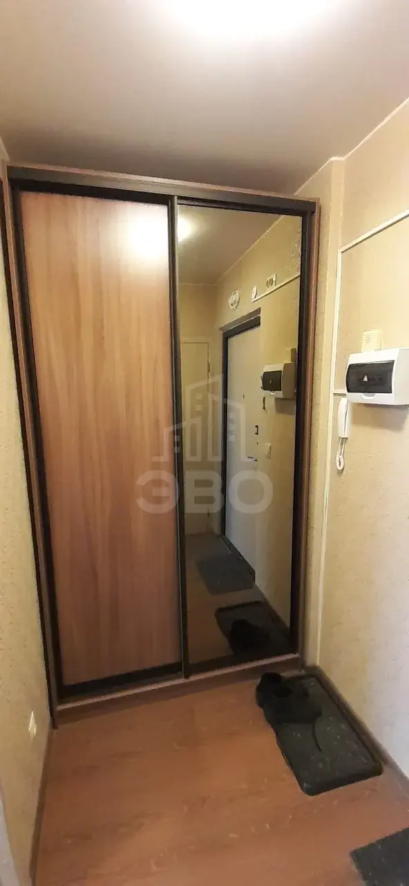 однокомнатная квартира в Санкт-Петербурге по адресу: Крыленко ул., 1, к 1
