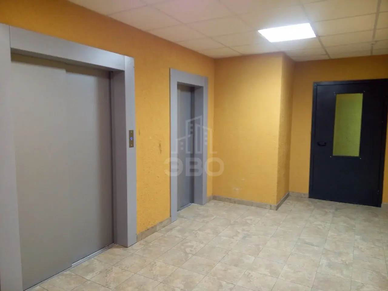 однокомнатная квартира в Санкт-Петербурге по адресу: Крыленко ул., 1, к 1