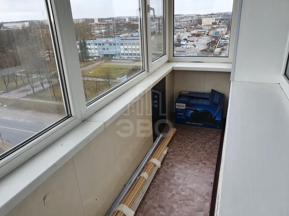 однокомнатная квартира в Санкт-Петербурге по адресу: Нарвская ул., 2