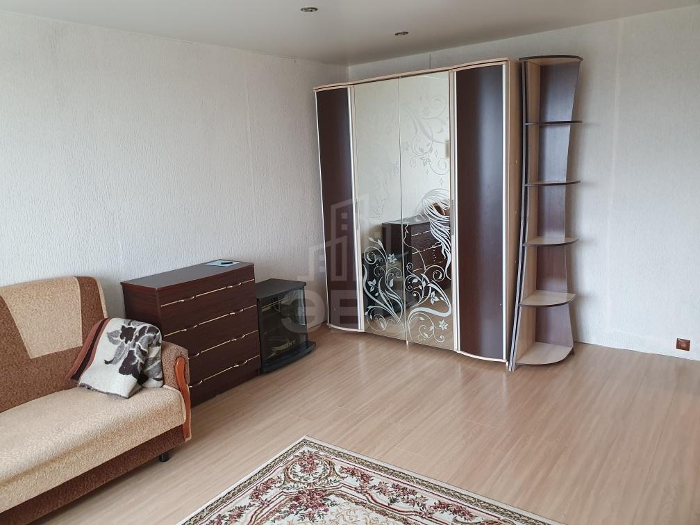 однокомнатная квартира в Санкт-Петербурге по адресу: Нарвская ул., 2