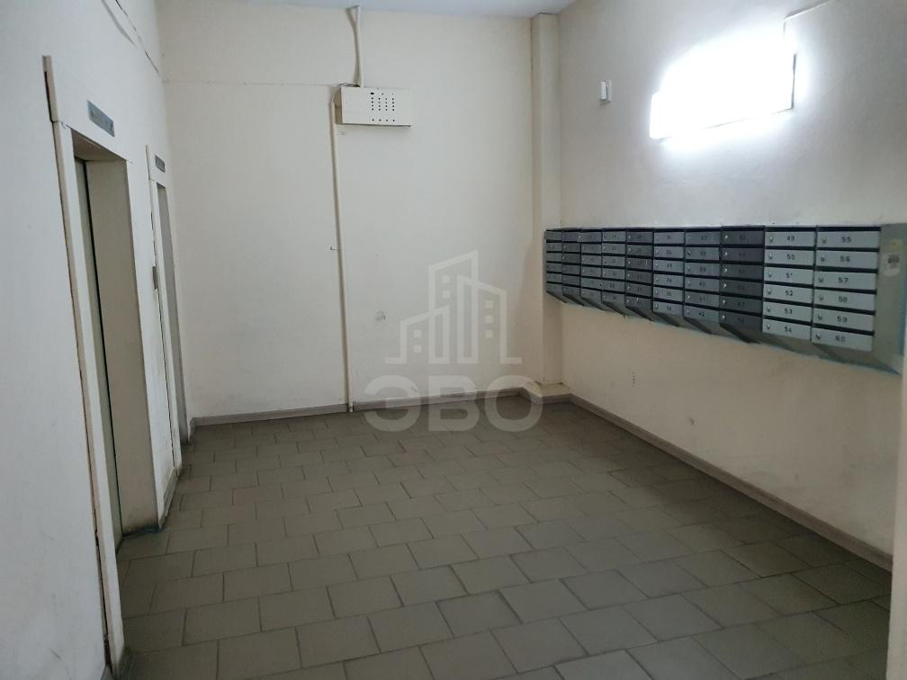 однокомнатная квартира в Санкт-Петербурге по адресу: Нарвская ул., 2