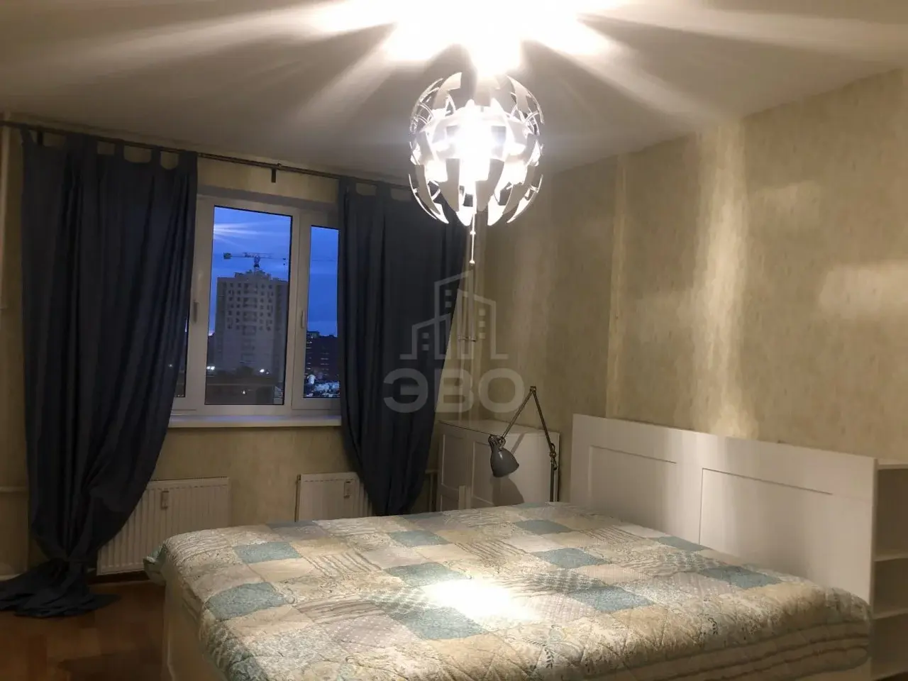 трехкомнатная квартира в Санкт-Петербурге по адресу: Фёдора Абрамова ул., 23, к 1