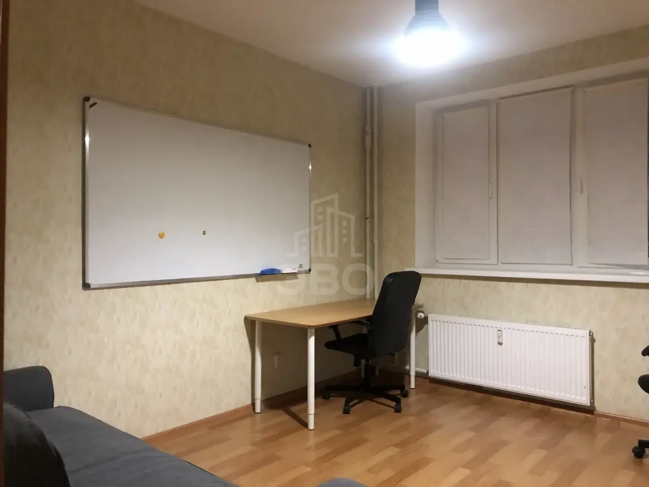 трехкомнатная квартира в Санкт-Петербурге по адресу: Фёдора Абрамова ул., 23, к 1