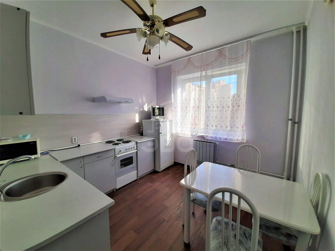 однокомнатная квартира в Санкт-Петербурге по адресу: Парашютная ул., 56, к 3