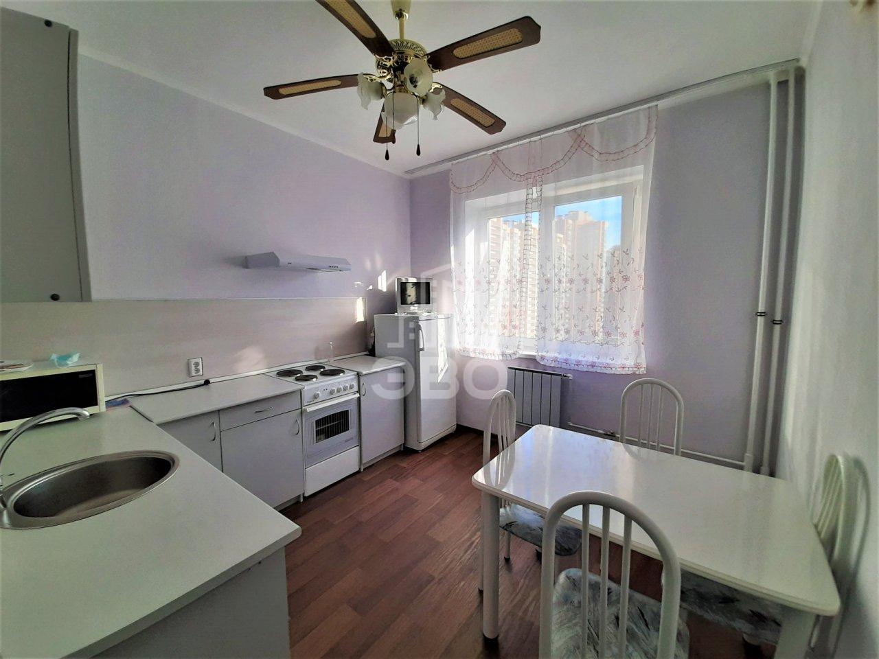 однокомнатная квартира в Санкт-Петербурге по адресу: Парашютная ул., 56, к 3