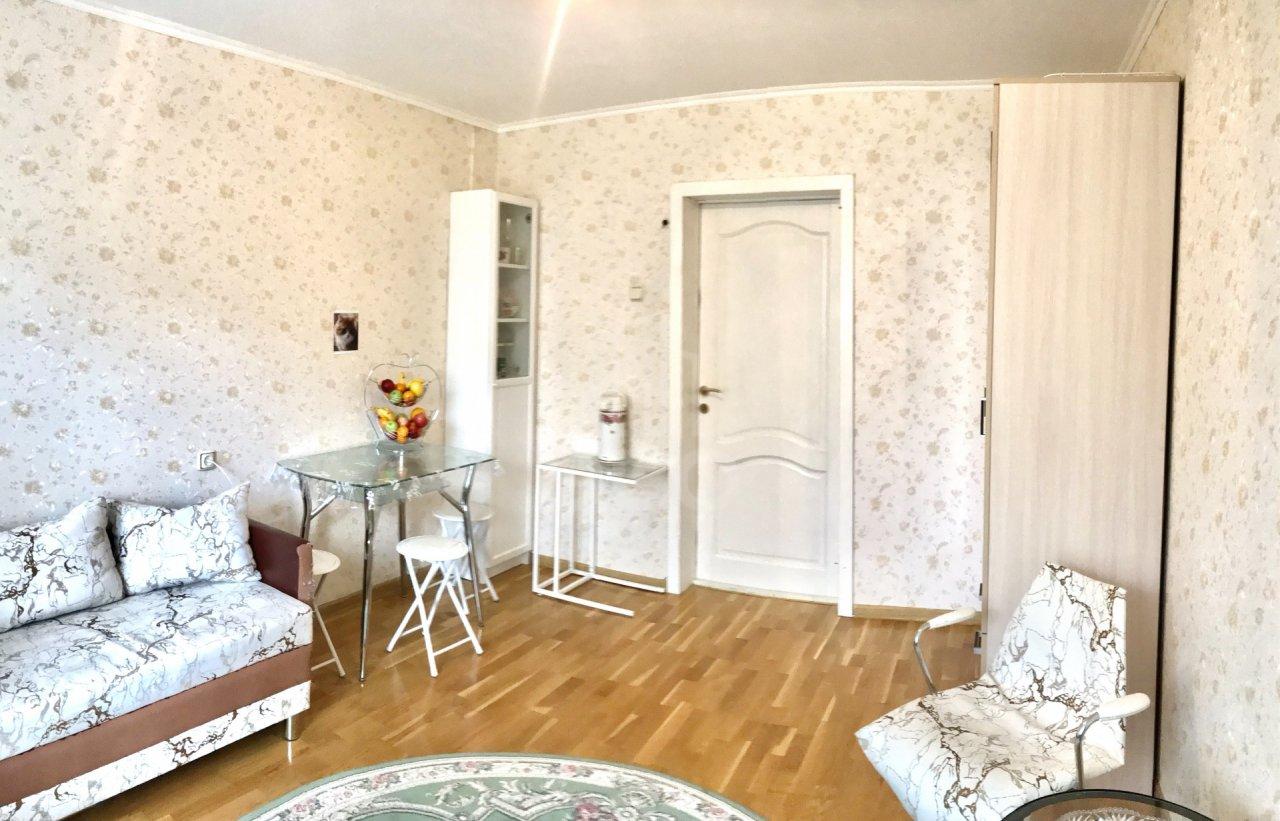 комната в Санкт-Петербурге по адресу: Пискаревский проспект, 10, к 2