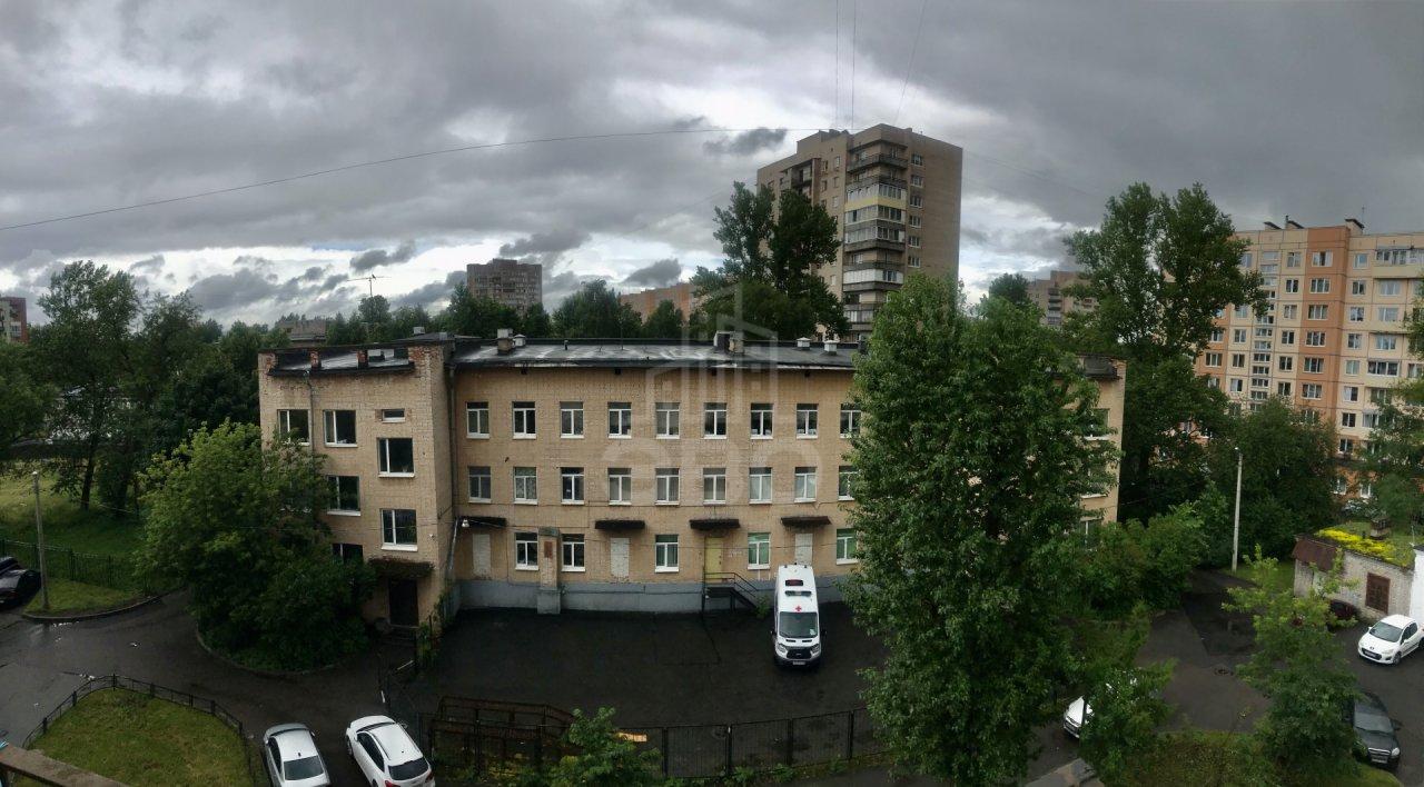 комната в Санкт-Петербурге по адресу: Пискаревский проспект, 10, к 2