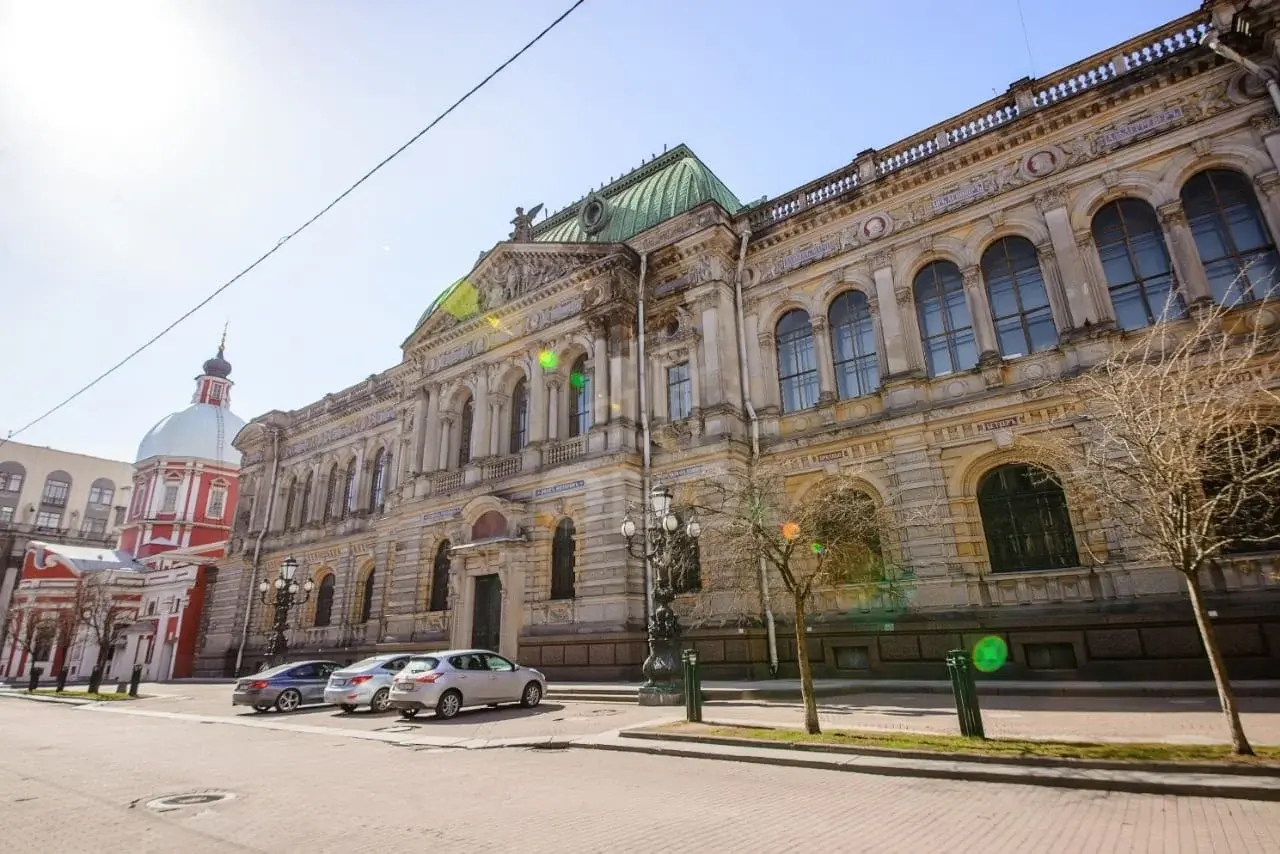 однокомнатная квартира в Санкт-Петербурге по адресу: Соляной пер., 14