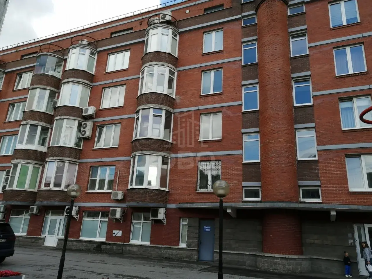 трехкомнатная квартира в Санкт-Петербурге по адресу: Варшавская ул., 61, к 1