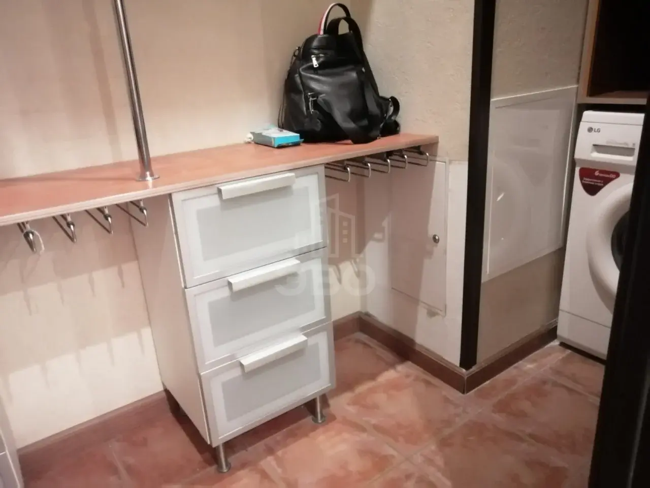 трехкомнатная квартира в Санкт-Петербурге по адресу: Варшавская ул., 61, к 1
