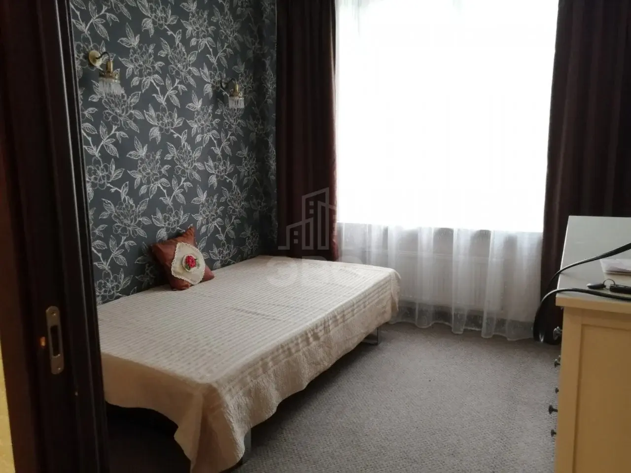 трехкомнатная квартира в Санкт-Петербурге по адресу: Варшавская ул., 61, к 1