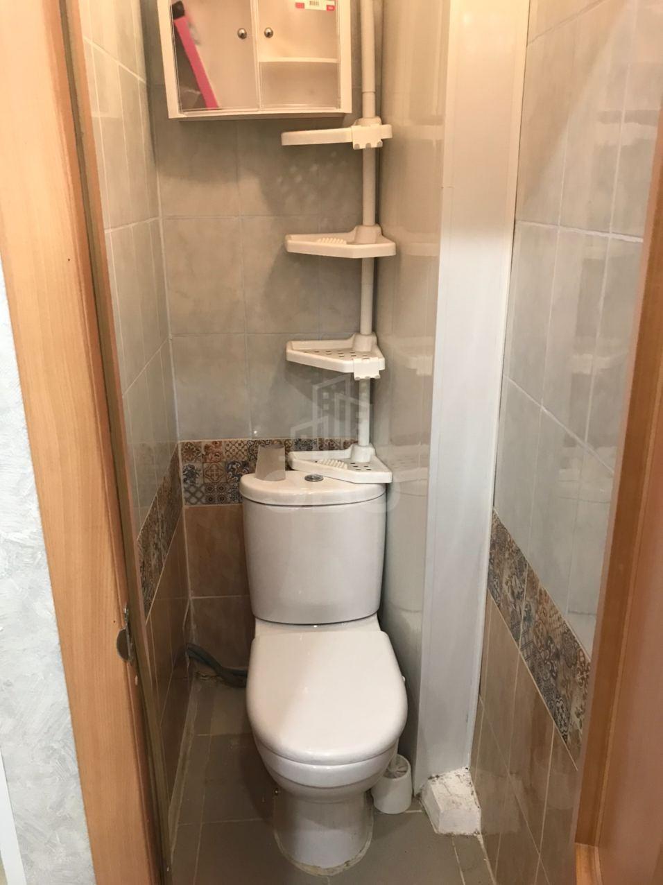 комната в Санкт-Петербурге по адресу: Есенина ул., 36, к 1