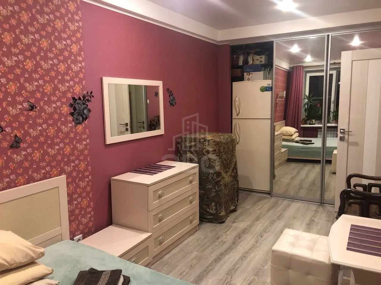 комната в Санкт-Петербурге по адресу: Новосибирская ул., 21