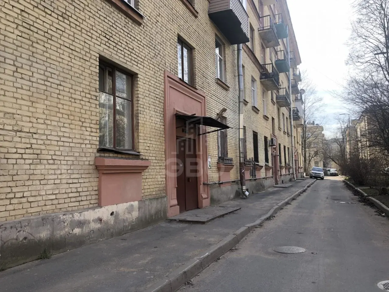 комната в Санкт-Петербурге по адресу: Энгельса проспект, 46