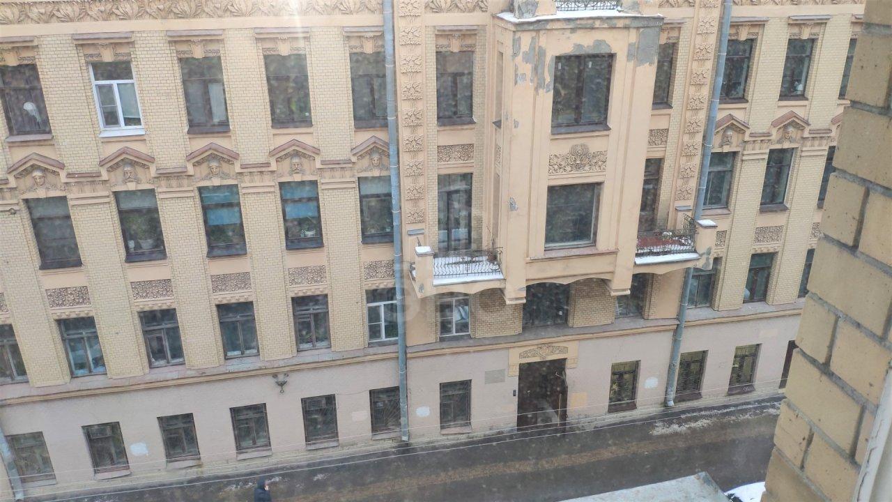 комната в Санкт-Петербурге по адресу: Лизы Чайкиной ул., 25