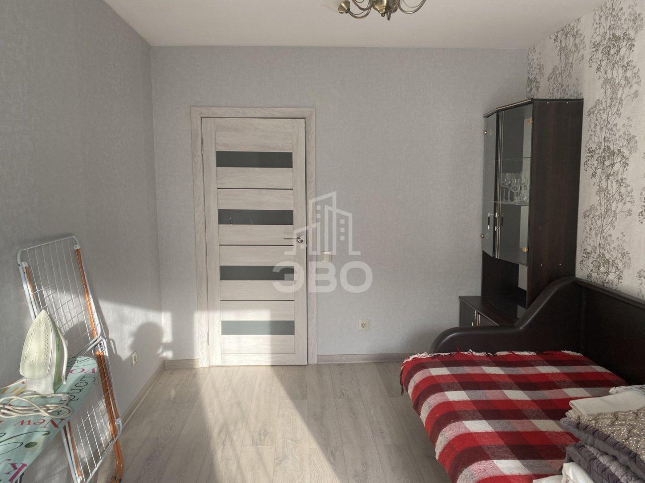 однокомнатная квартира в Санкт-Петербурге по адресу: Юнтоловский проспект, 53, к 1