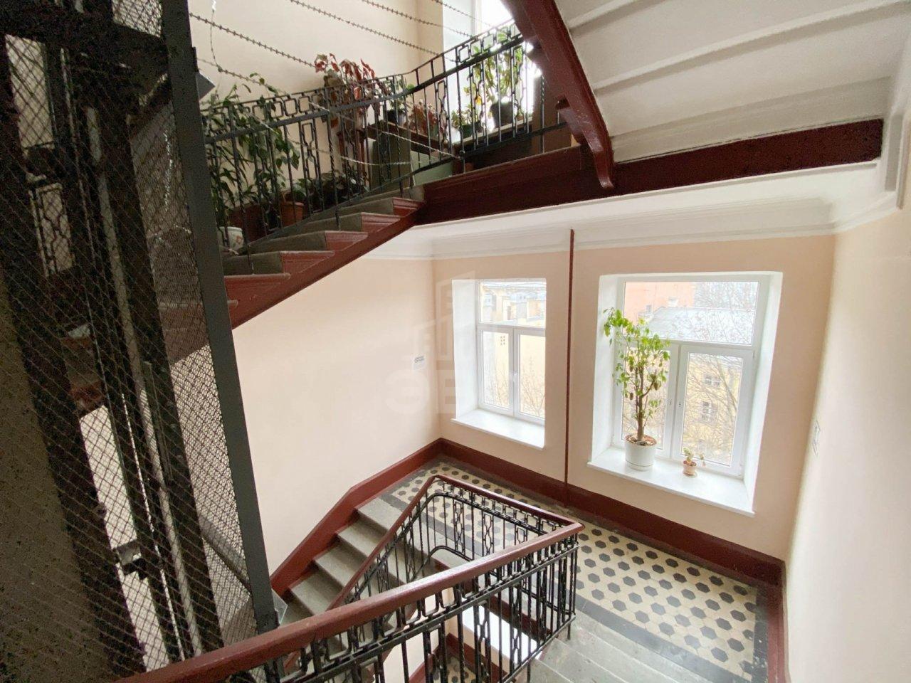 двухкомнатная квартира в Санкт-Петербурге по адресу: Грибоедова канала наб., 119-121