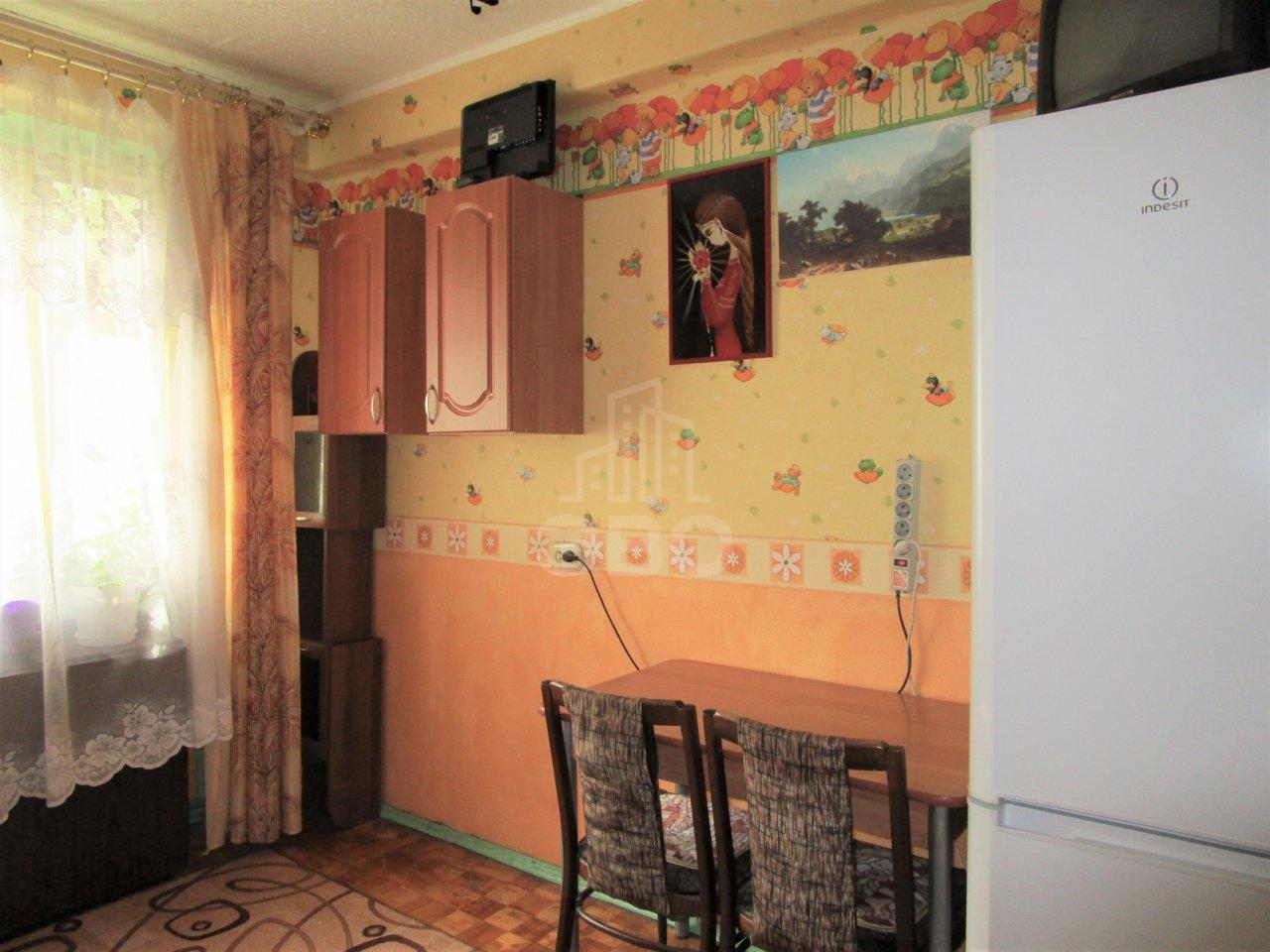 комната в Санкт-Петербурге по адресу: Ириновский проспект, 17, к 1