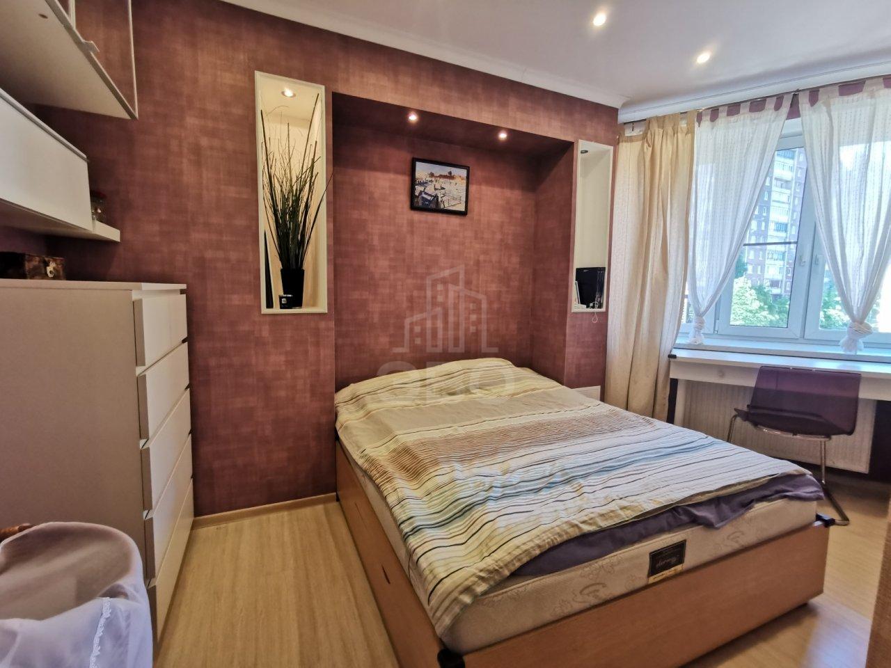 однокомнатная квартира в Санкт-Петербурге по адресу: Энгельса проспект, 136, к 1