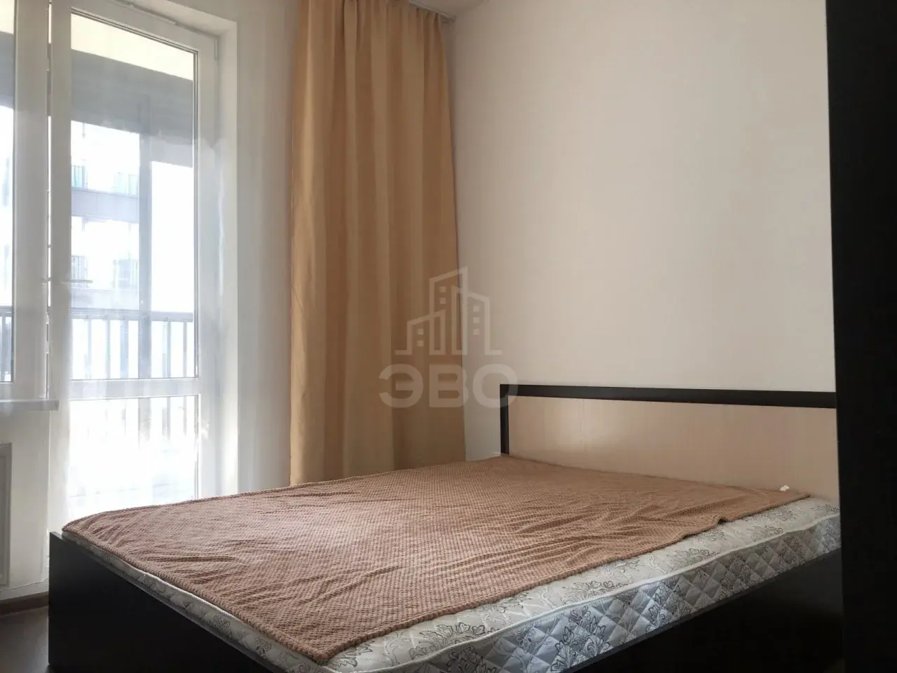 двухкомнатная квартира в Санкт-Петербурге по адресу: Октябрьская наб., 34, к 4