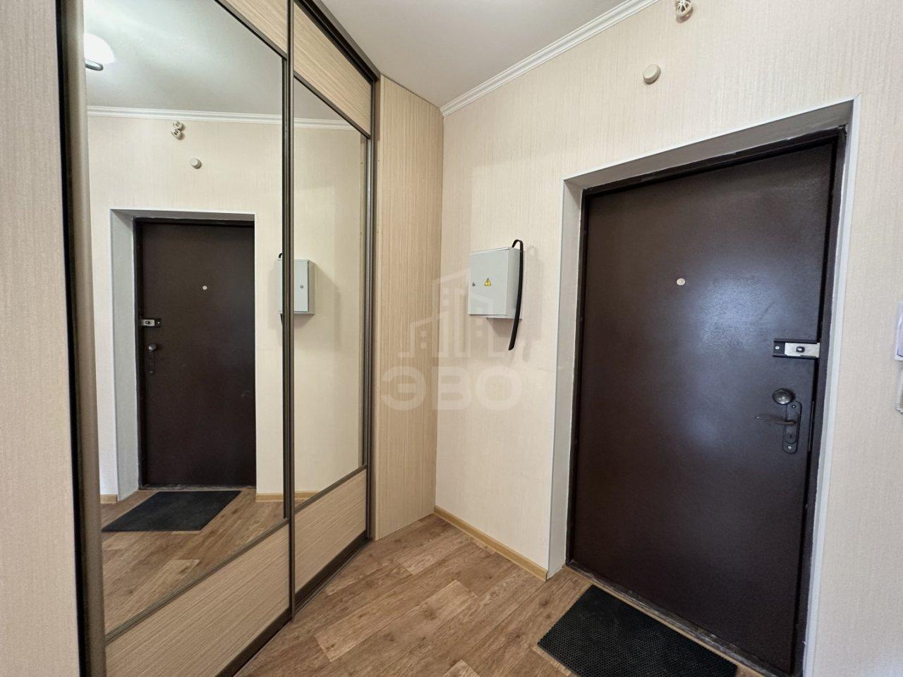 однокомнатная квартира в Санкт-Петербурге по адресу: Есенина ул., 1, к 1