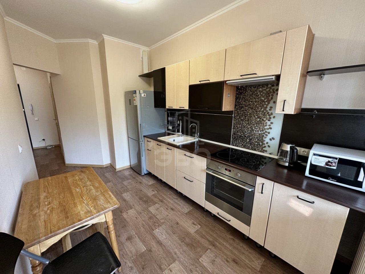 однокомнатная квартира в Санкт-Петербурге по адресу: Есенина ул., 1, к 1