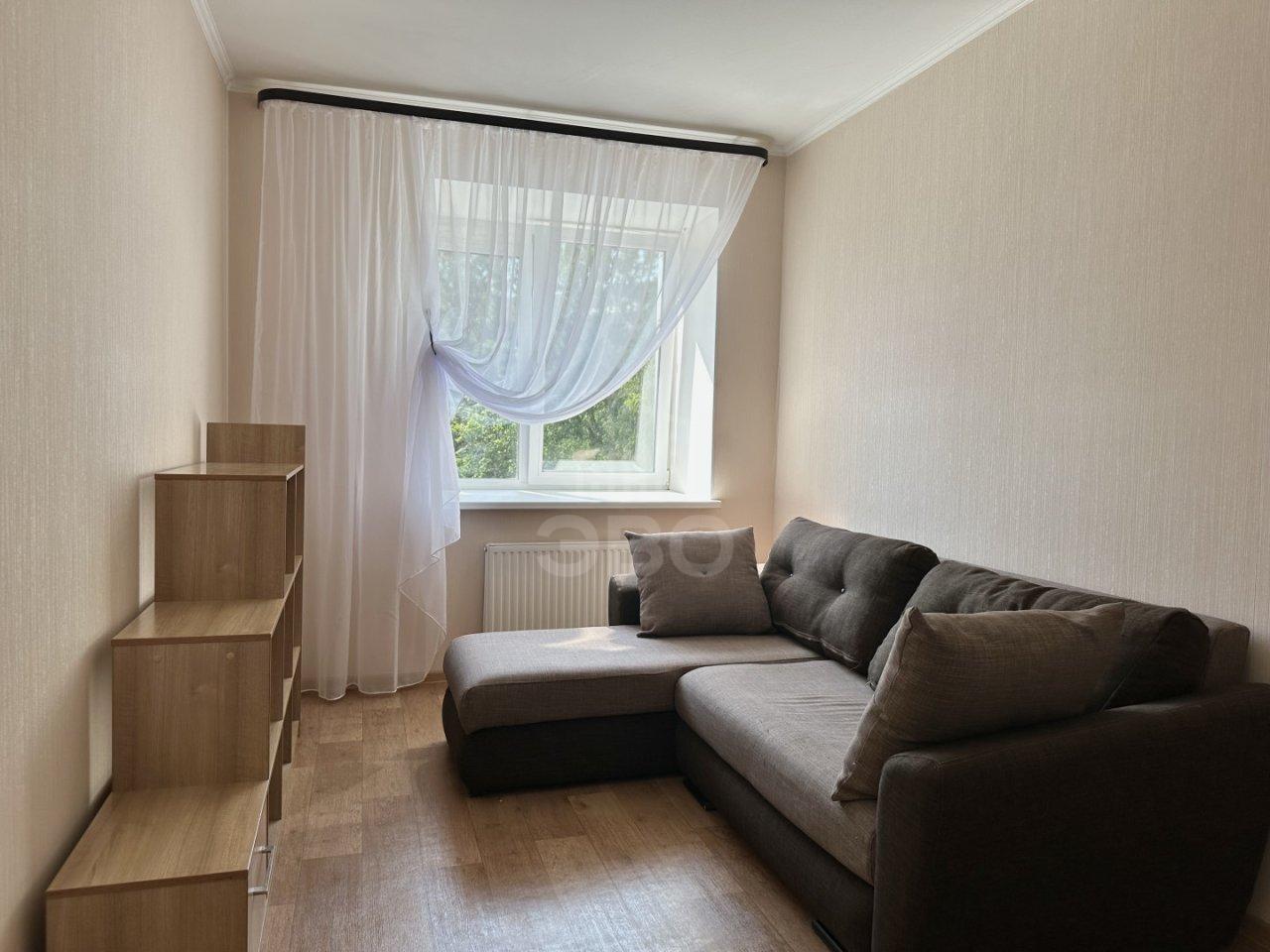 однокомнатная квартира в Санкт-Петербурге по адресу: Есенина ул., 1, к 1