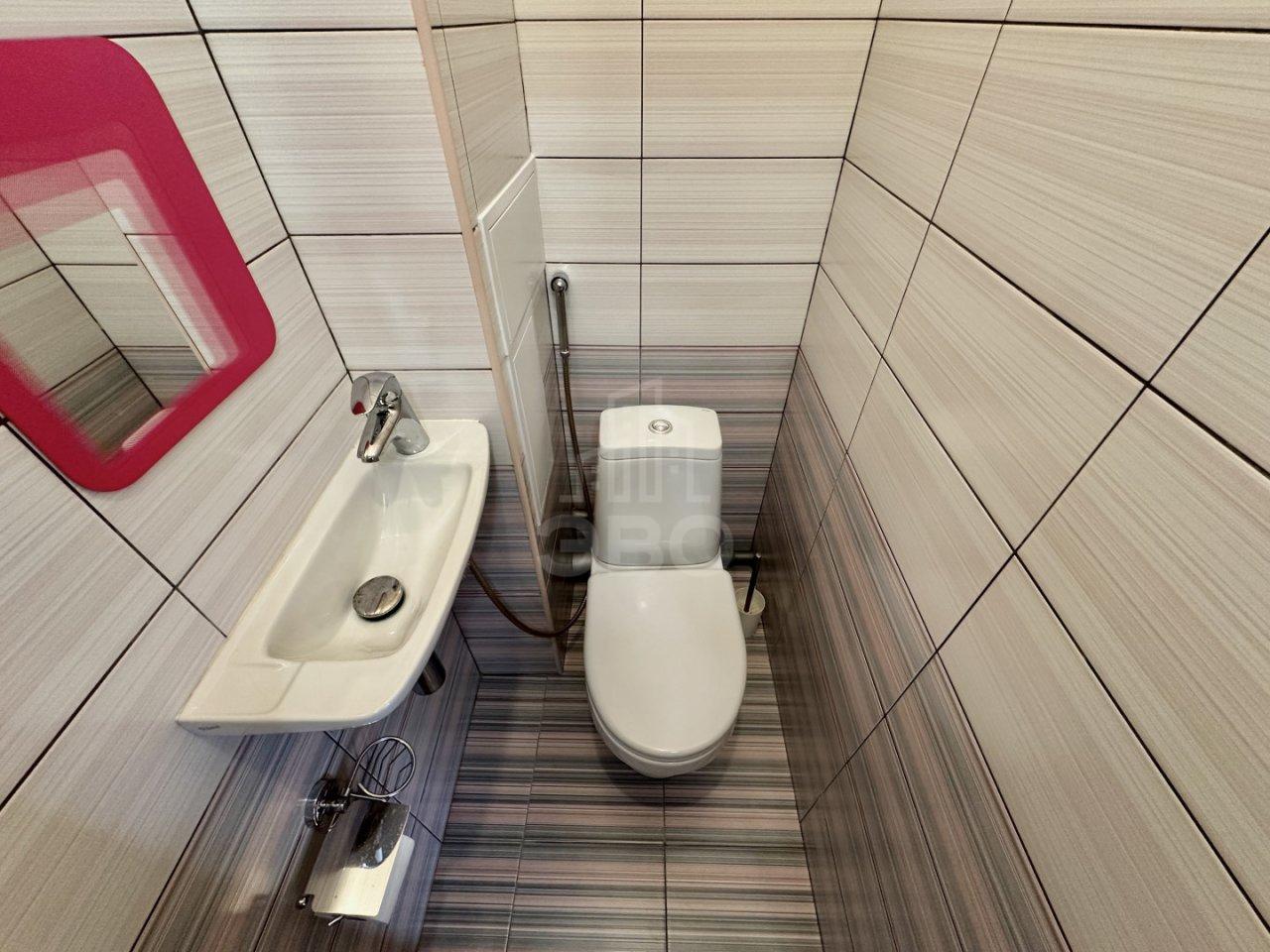 однокомнатная квартира в Санкт-Петербурге по адресу: Есенина ул., 1, к 1