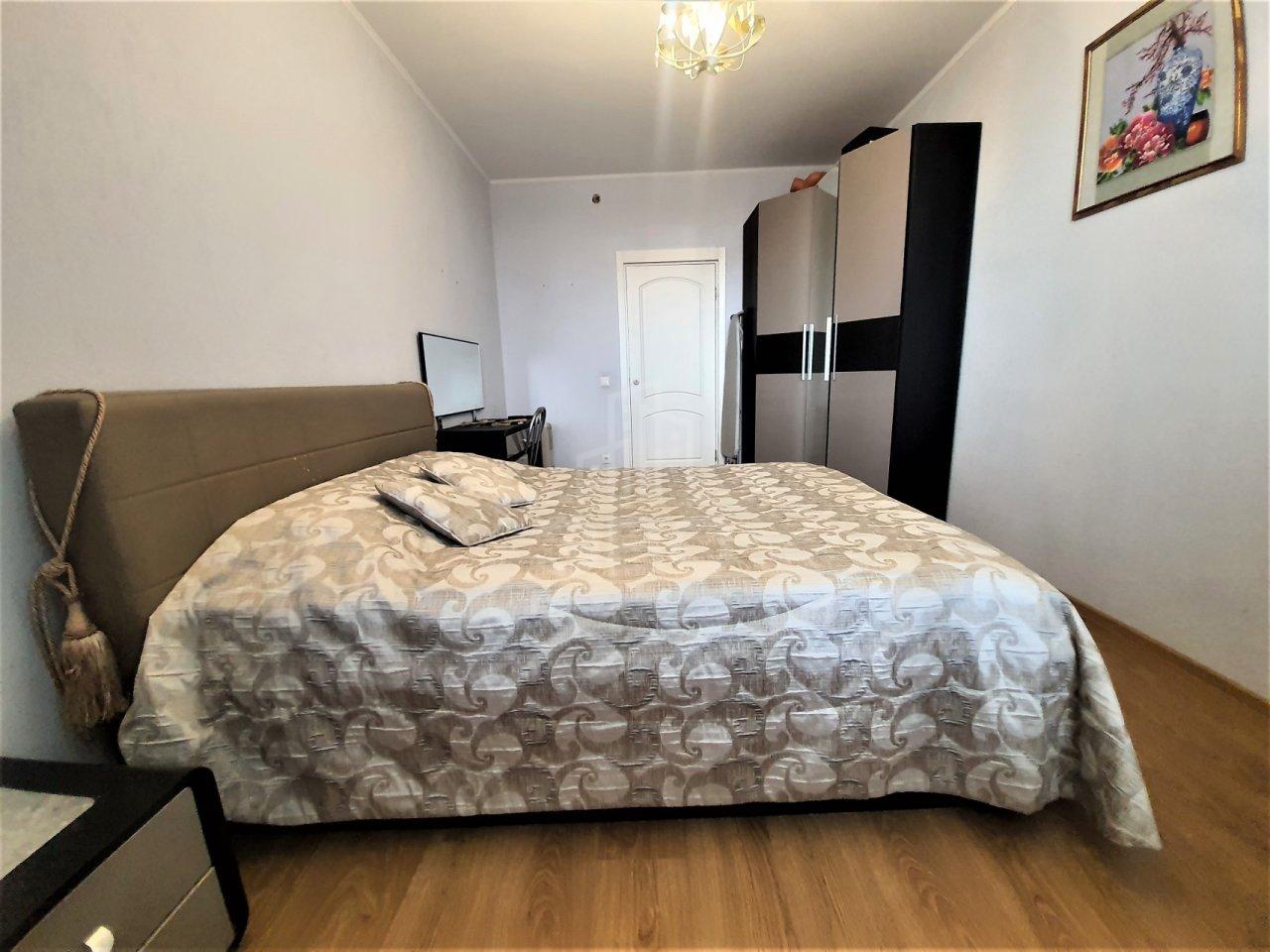 трехкомнатная квартира в Санкт-Петербурге по адресу: Бутлерова ул., 11, к 4