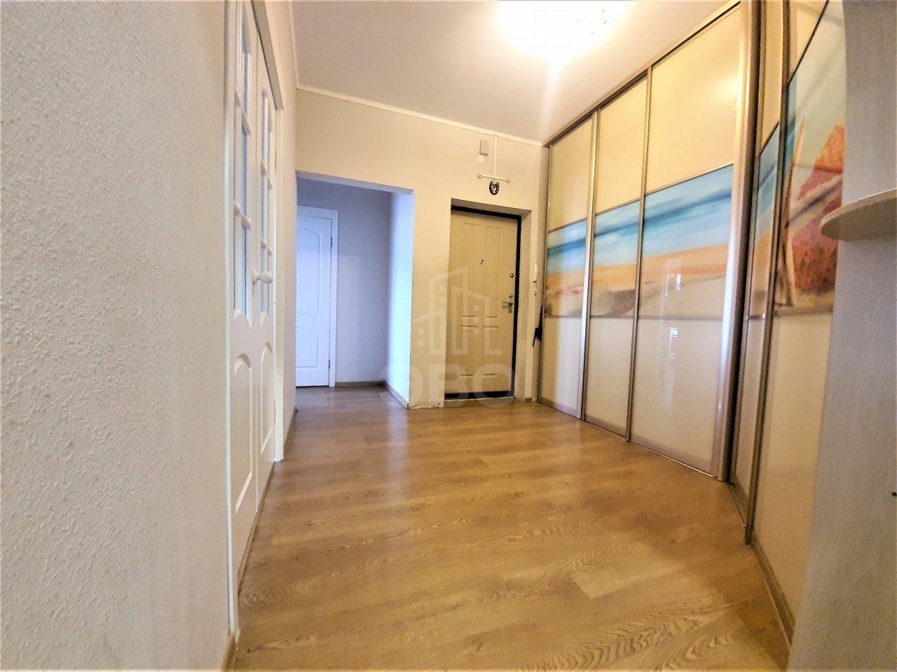 трехкомнатная квартира в Санкт-Петербурге по адресу: Бутлерова ул., 11, к 4