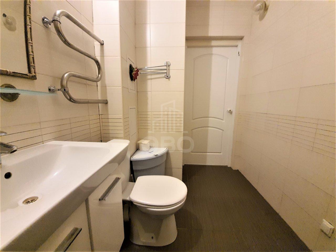 трехкомнатная квартира в Санкт-Петербурге по адресу: Бутлерова ул., 11, к 4