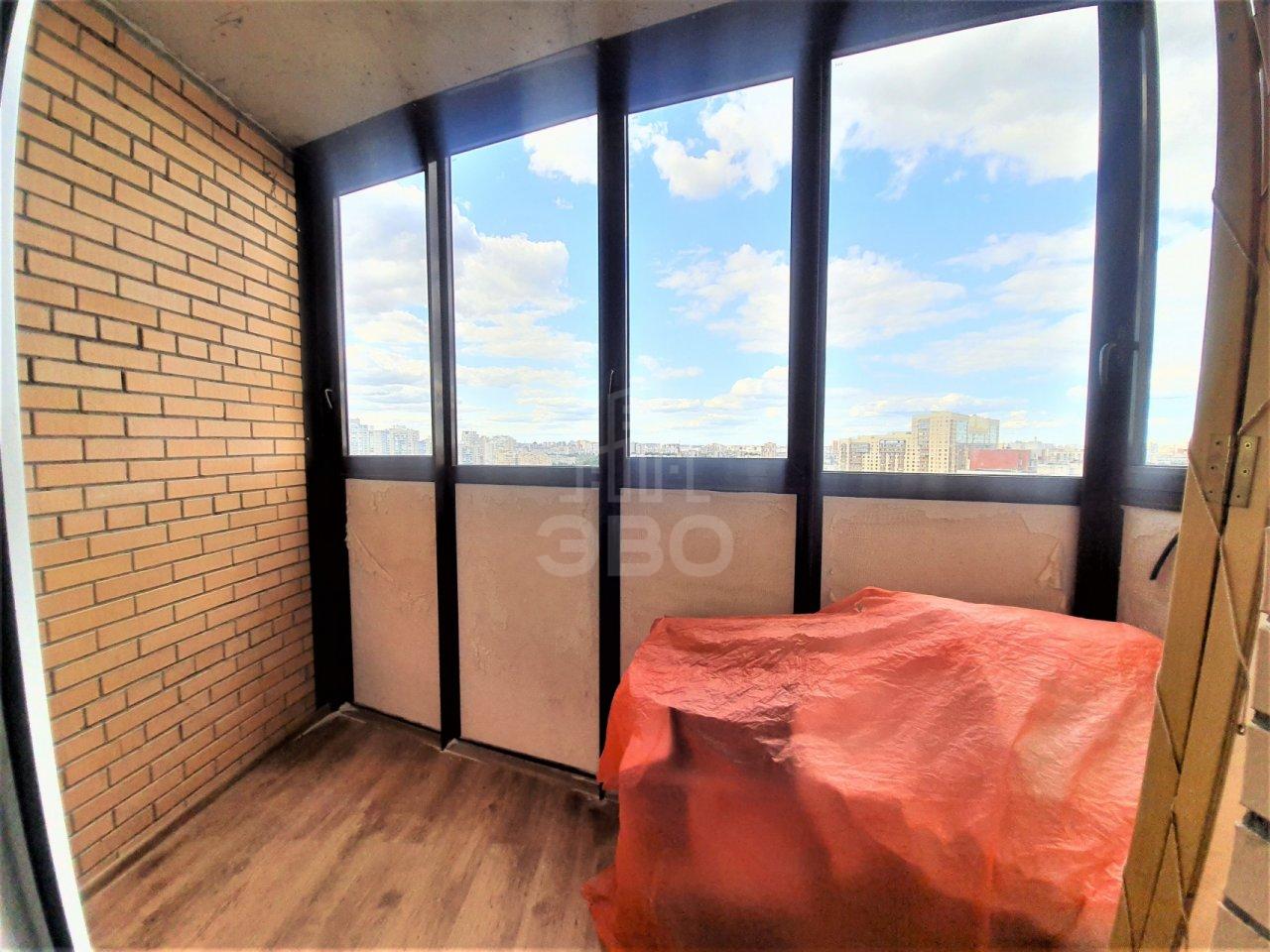 трехкомнатная квартира в Санкт-Петербурге по адресу: Бутлерова ул., 11, к 4