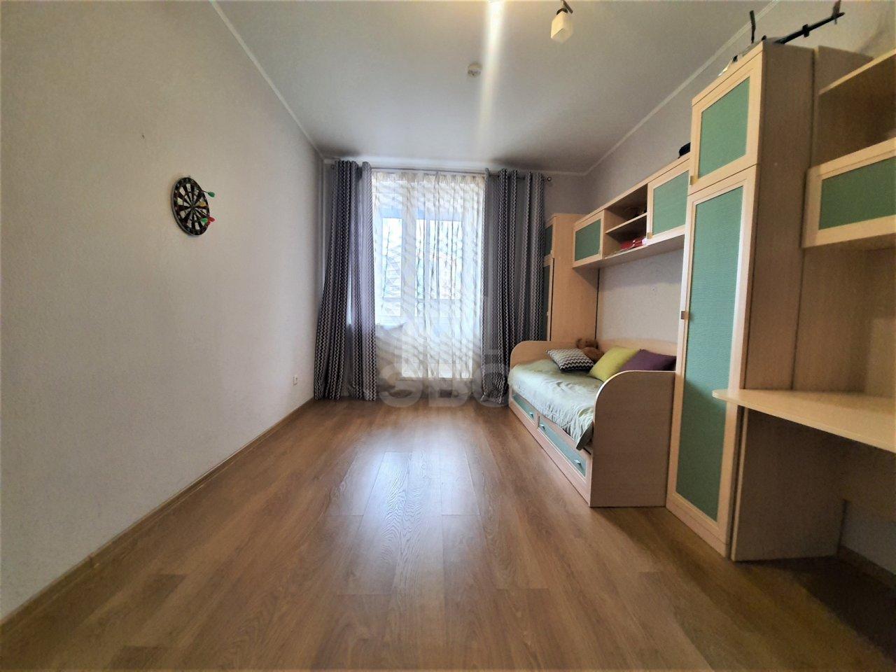 трехкомнатная квартира в Санкт-Петербурге по адресу: Бутлерова ул., 11, к 4