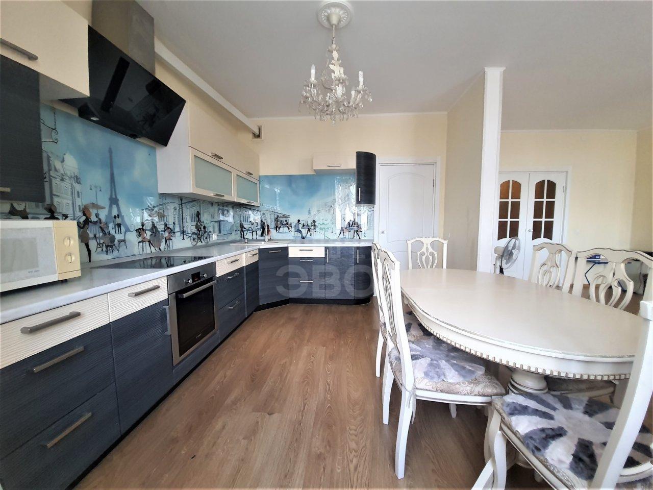 трехкомнатная квартира в Санкт-Петербурге по адресу: Бутлерова ул., 11, к 4