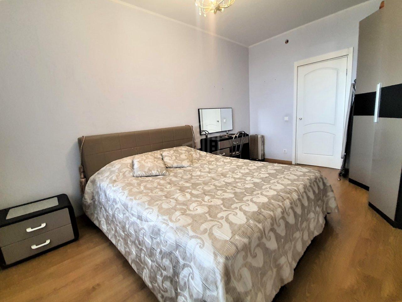 трехкомнатная квартира в Санкт-Петербурге по адресу: Бутлерова ул., 11, к 4