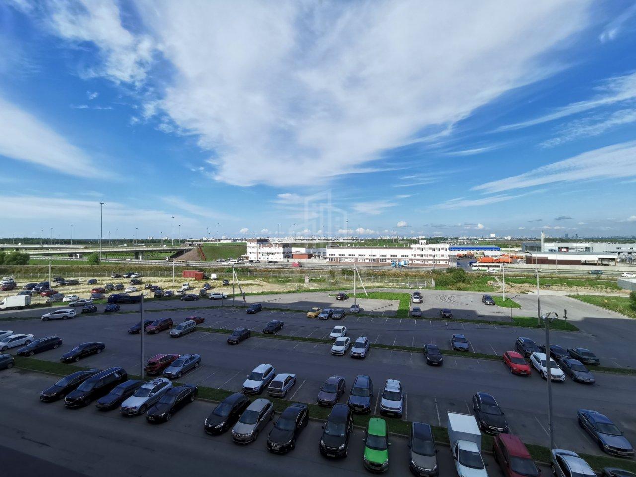 однокомнатная квартира в Санкт-Петербурге по адресу: Коммунаров ул., 190