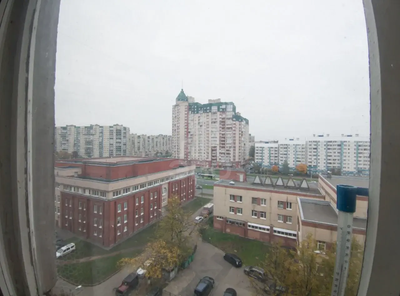 однокомнатная квартира в Санкт-Петербурге по адресу: Наставников проспект, 20, к 2