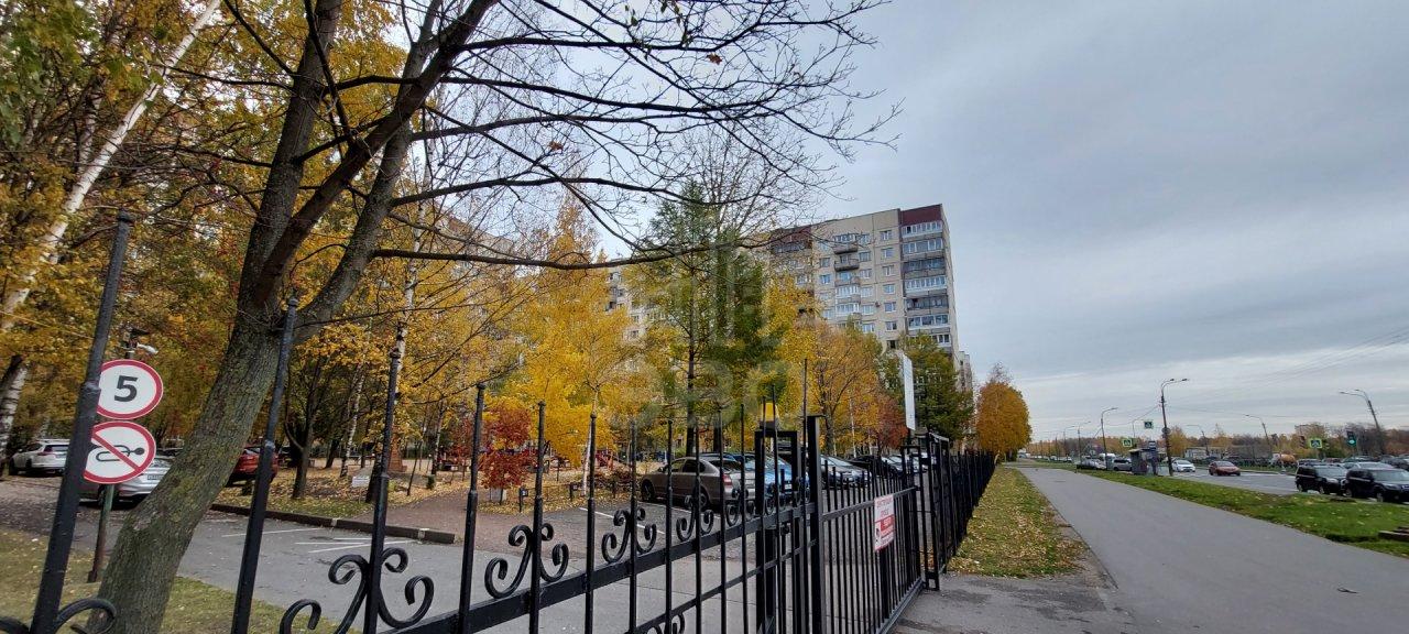 двухкомнатная квартира в Санкт-Петербурге по адресу: Луначарского проспект, 108, к 1