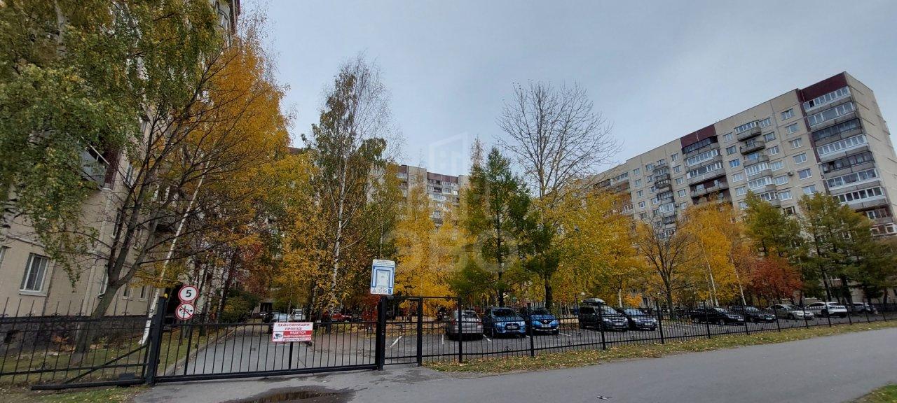 двухкомнатная квартира в Санкт-Петербурге по адресу: Луначарского проспект, 108, к 1