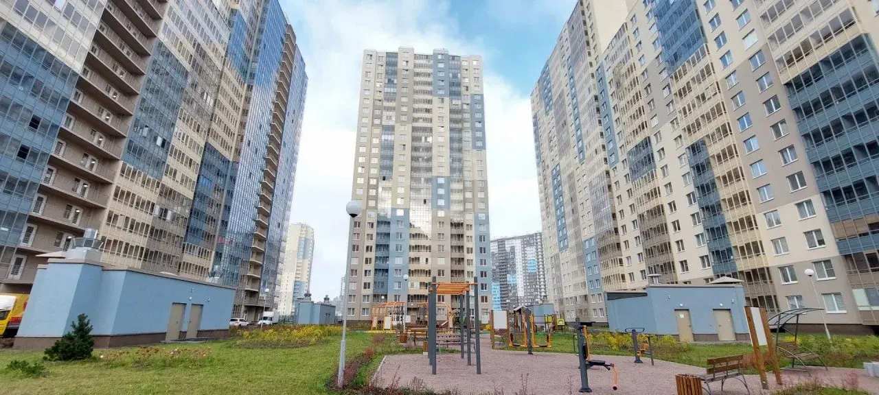 однокомнатная квартира в Санкт-Петербурге по адресу: Верхне-Каменская ул., 3, к 2