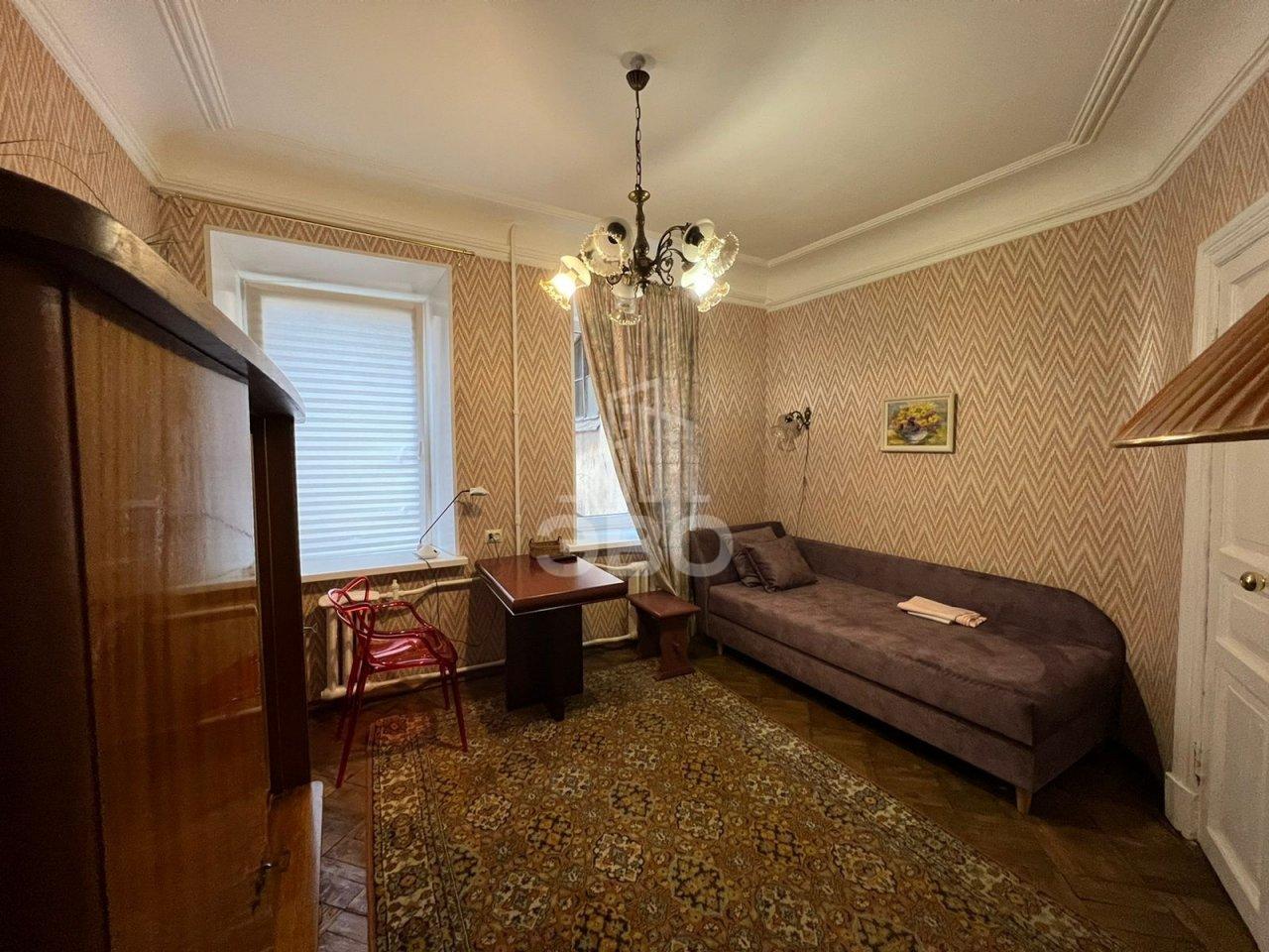 комната в Санкт-Петербурге по адресу: 6-я Советская ул., 4