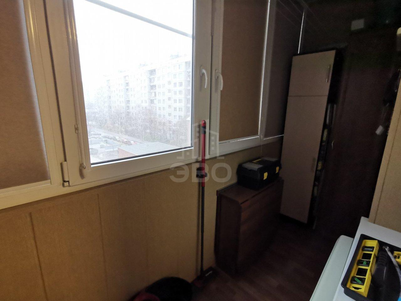 однокомнатная квартира в Санкт-Петербурге по адресу: Коммуны ул., 50