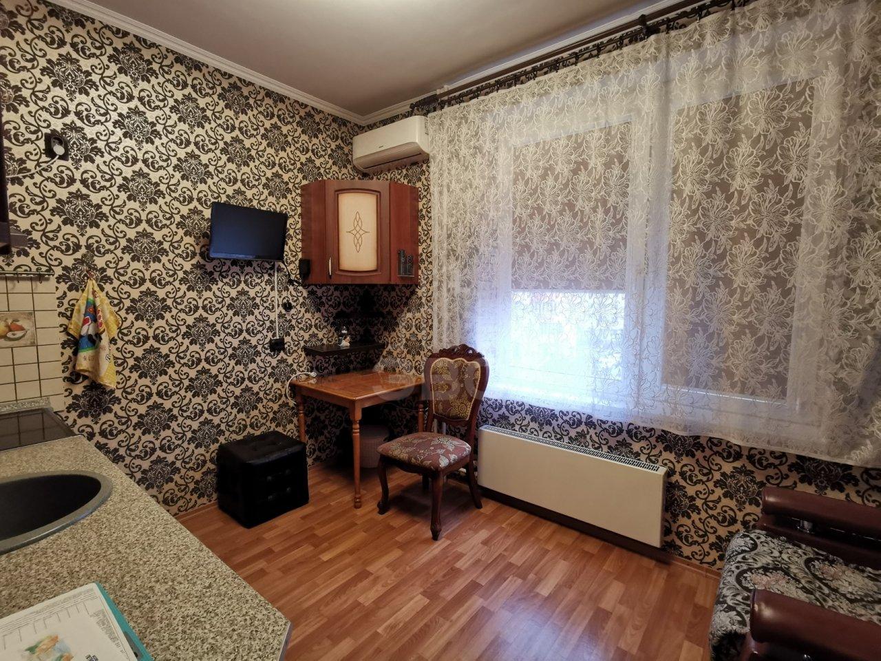 однокомнатная квартира в Санкт-Петербурге по адресу: Коммуны ул., 50