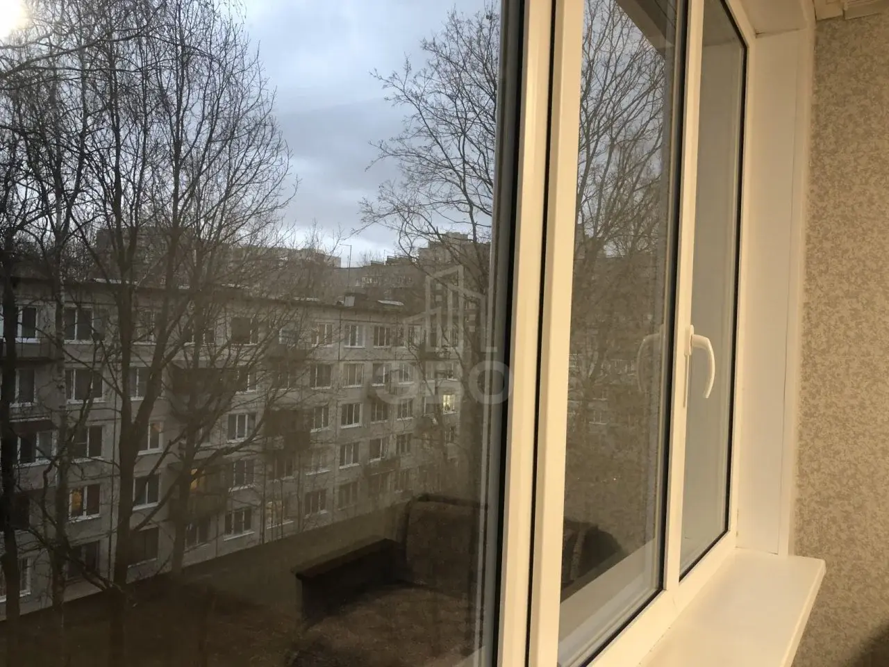 двухкомнатная квартира в Санкт-Петербурге по адресу: Славы проспект, 10, к 4