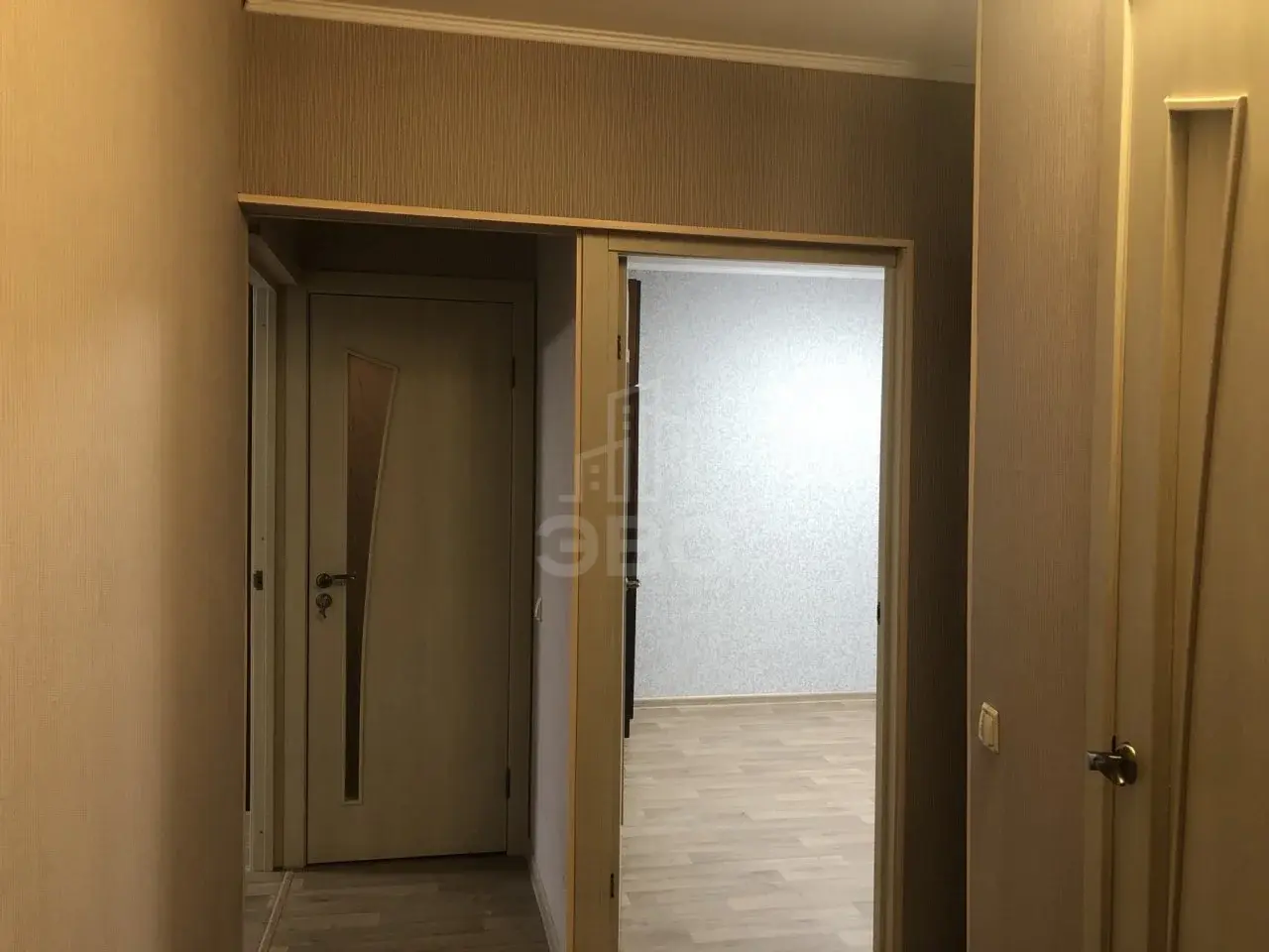 двухкомнатная квартира в Санкт-Петербурге по адресу: Славы проспект, 10, к 4