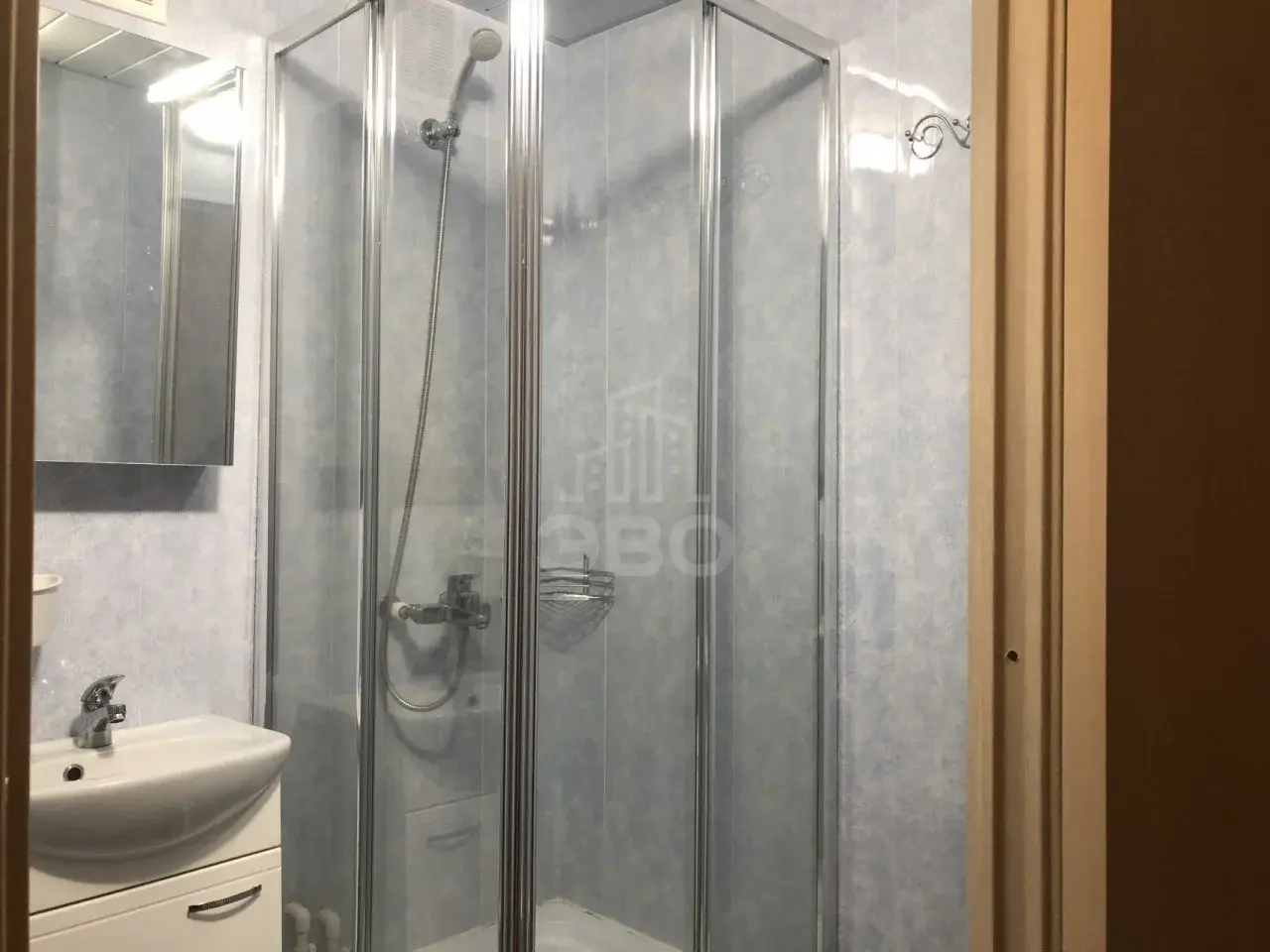 двухкомнатная квартира в Санкт-Петербурге по адресу: Славы проспект, 10, к 4