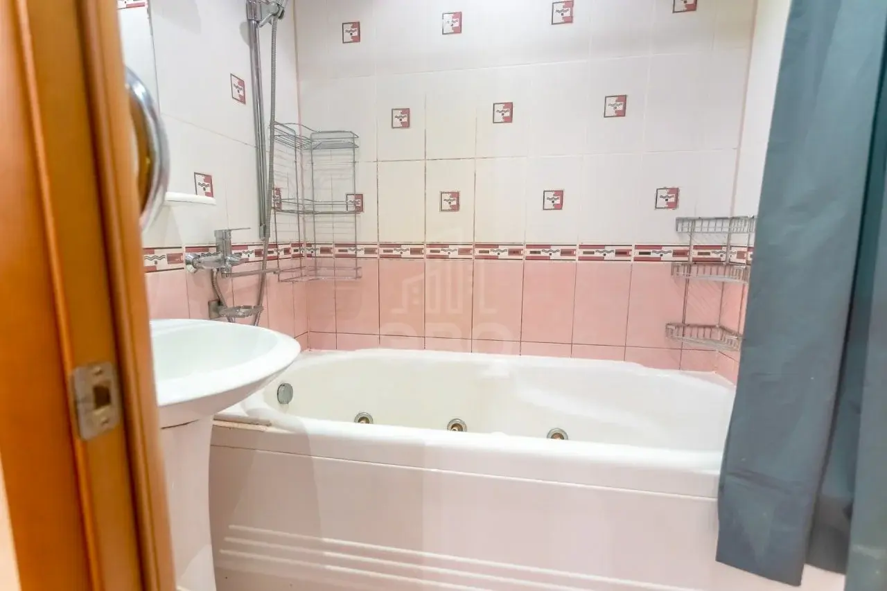 двухкомнатная квартира в Санкт-Петербурге по адресу: Королева проспект, 48, к 1, литера А